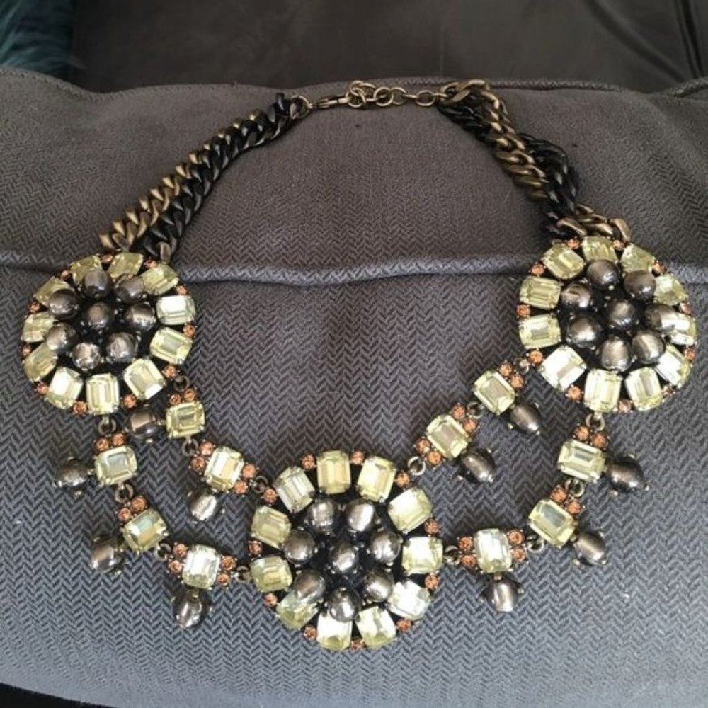 Stella and Dot Estate Bib Necklace